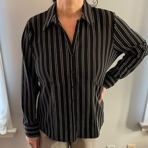 Stretch V-Neck Button Black/White Striped Blouse
